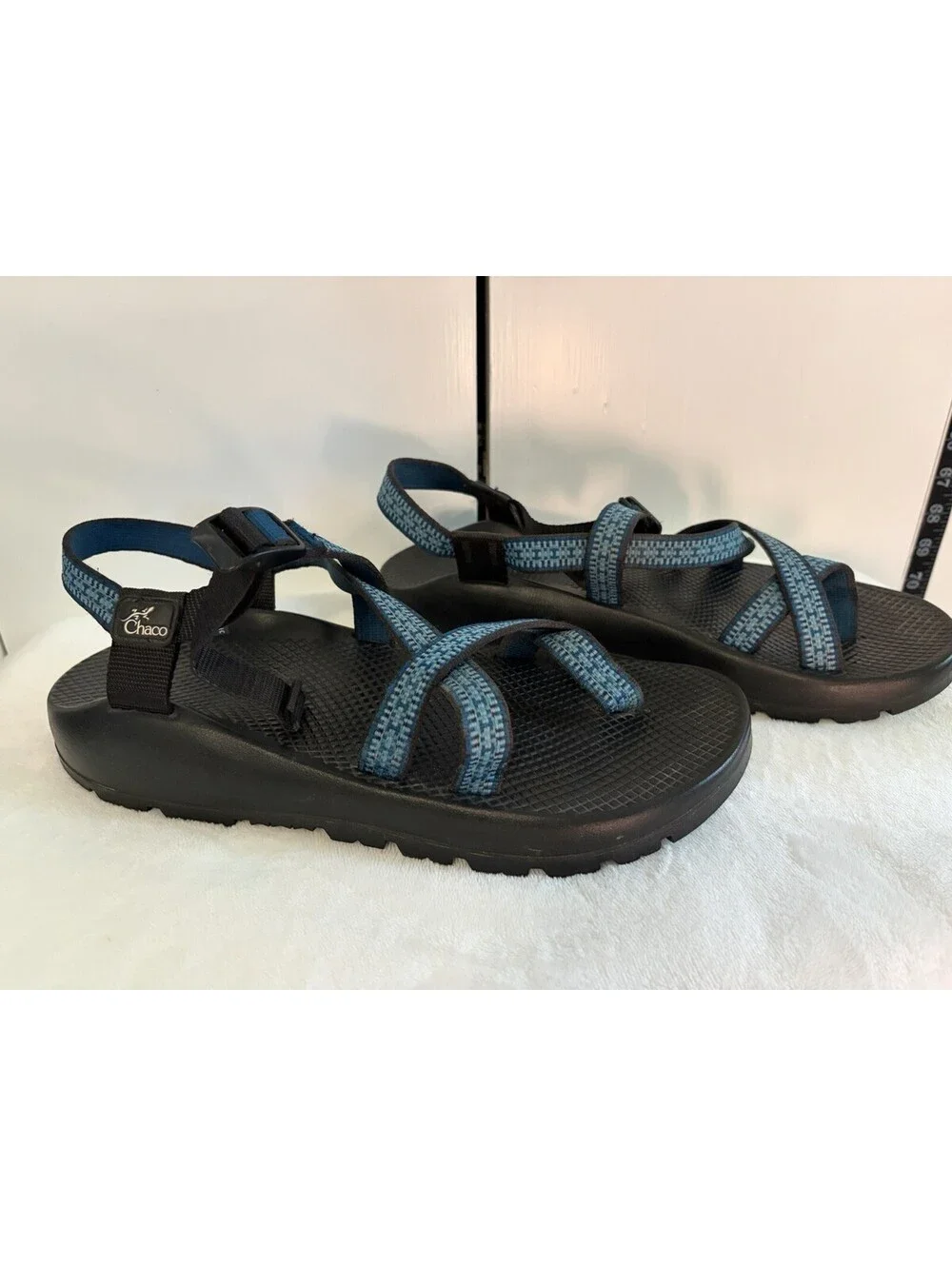 Chaco Z/2 Classic Mens Size 11 Blue Toe Loop Adjustable Strap Hiking Sandals EUC